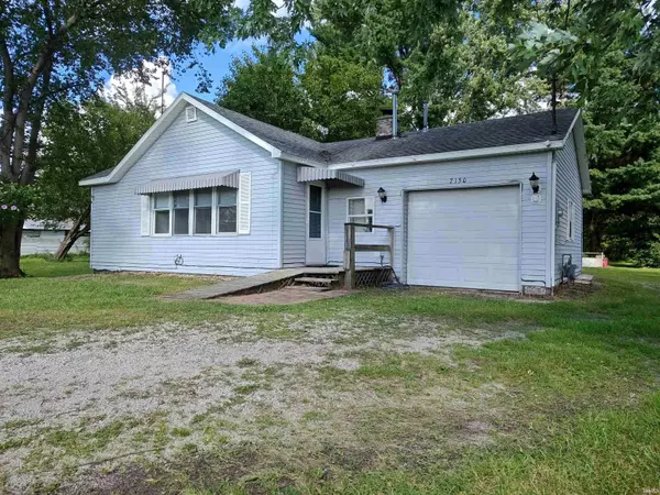 7150 S State Road 10, Knox, IN 46534