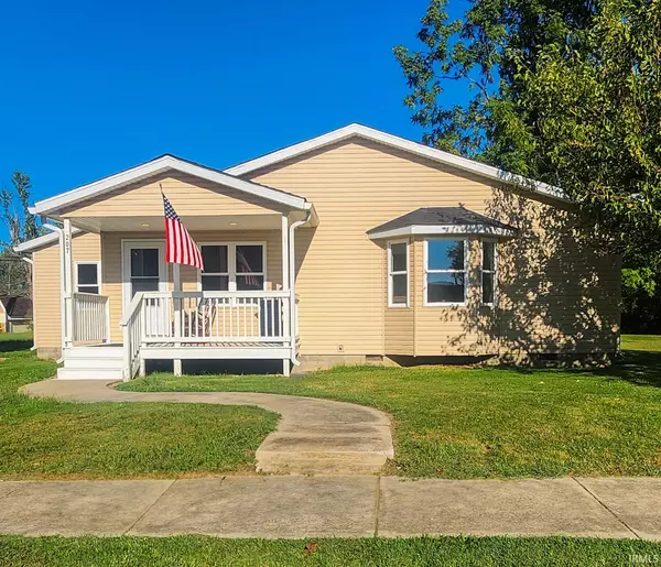 207 Main Street, Clay City, IN 47841