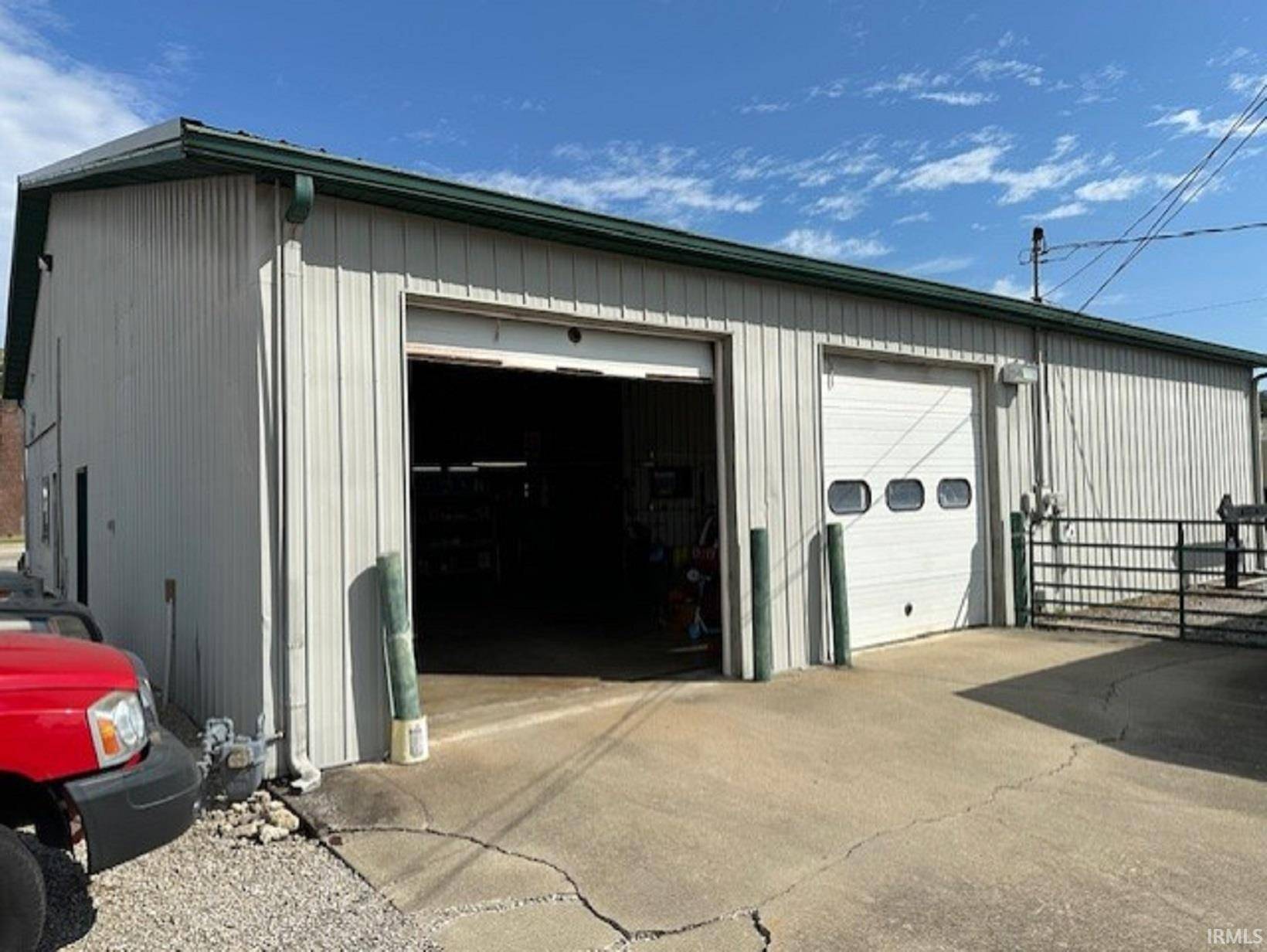 Spencer, IN 47460,370-330 E Morgan Street