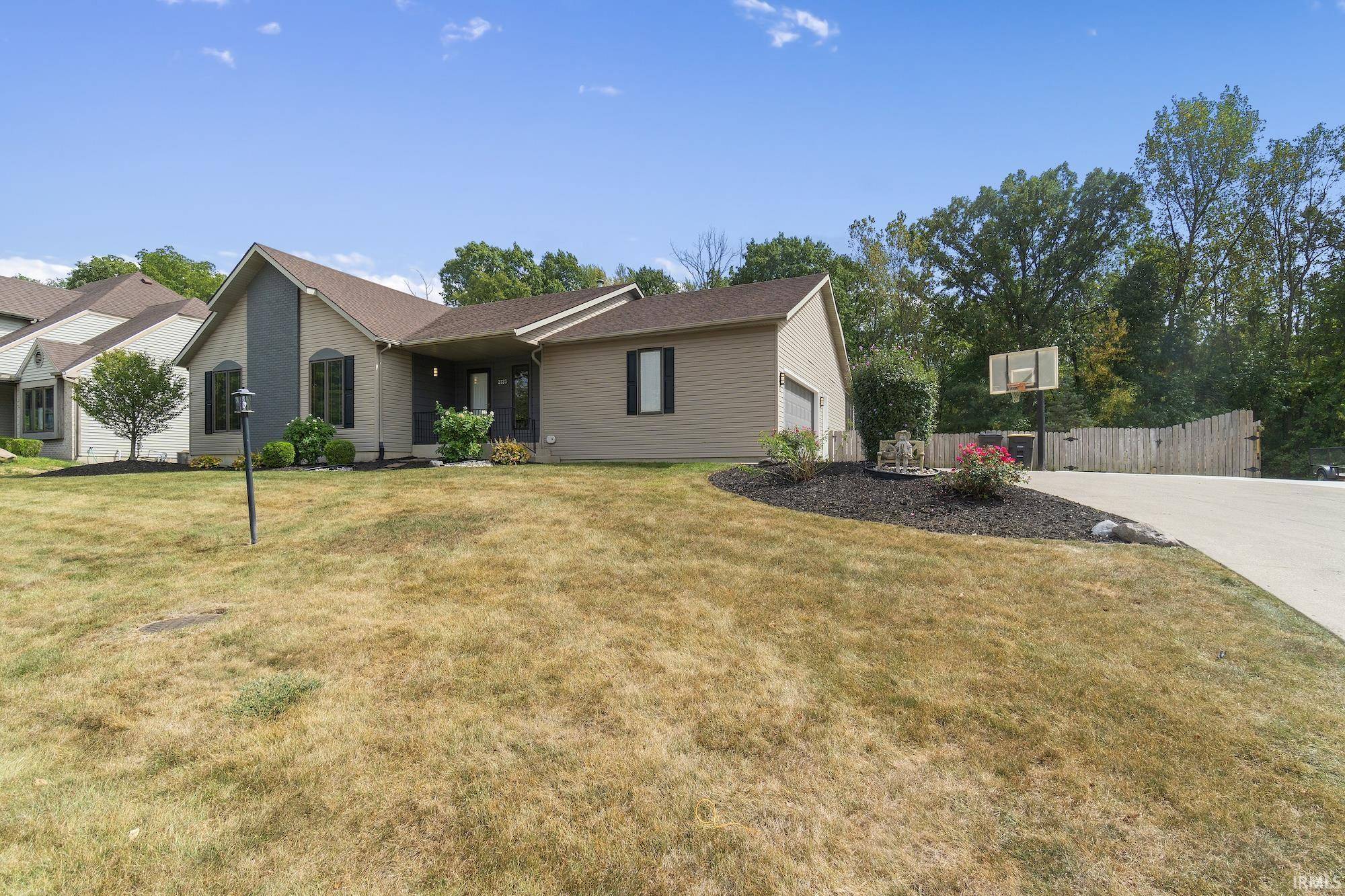 2723 Spring Creek Drive, Fort Wayne, IN 46808-3838