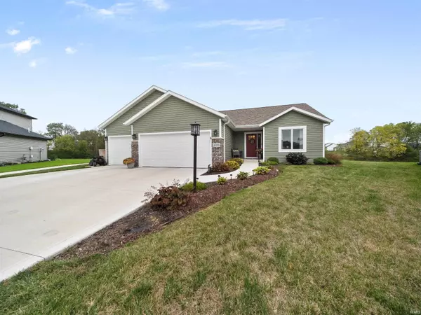 16996 Hatstick Court, Fort Wayne, IN 46845-5905