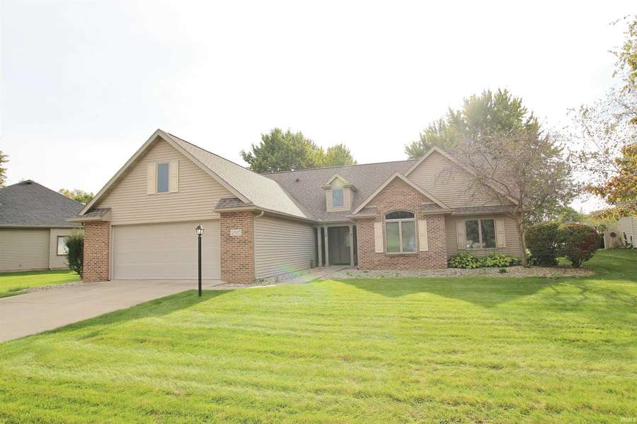 2517 Cobblestone Lane, Kendallville, IN 46755