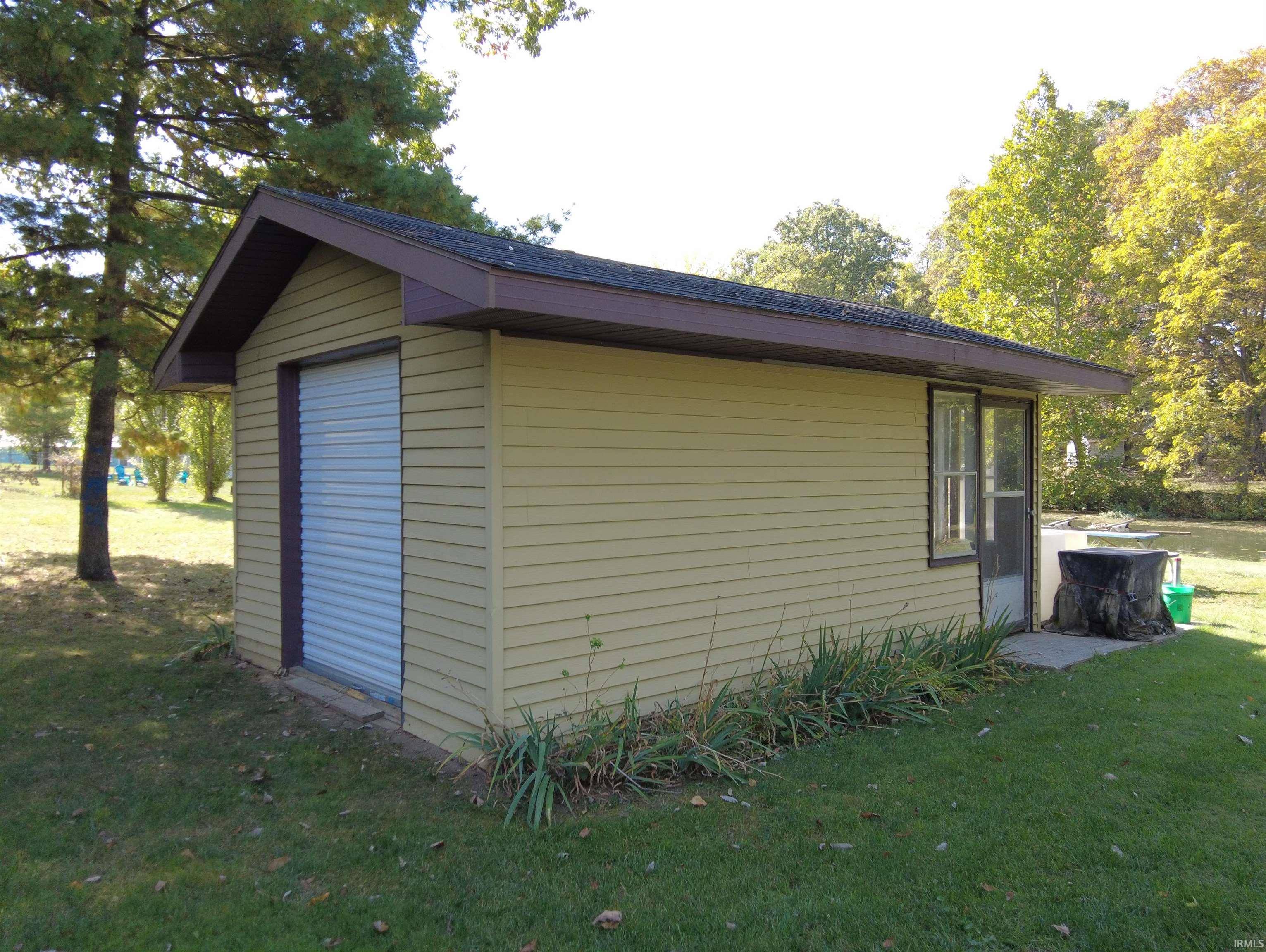 Monticello, IN 47960,3964 N Lake Rd 24 E Road