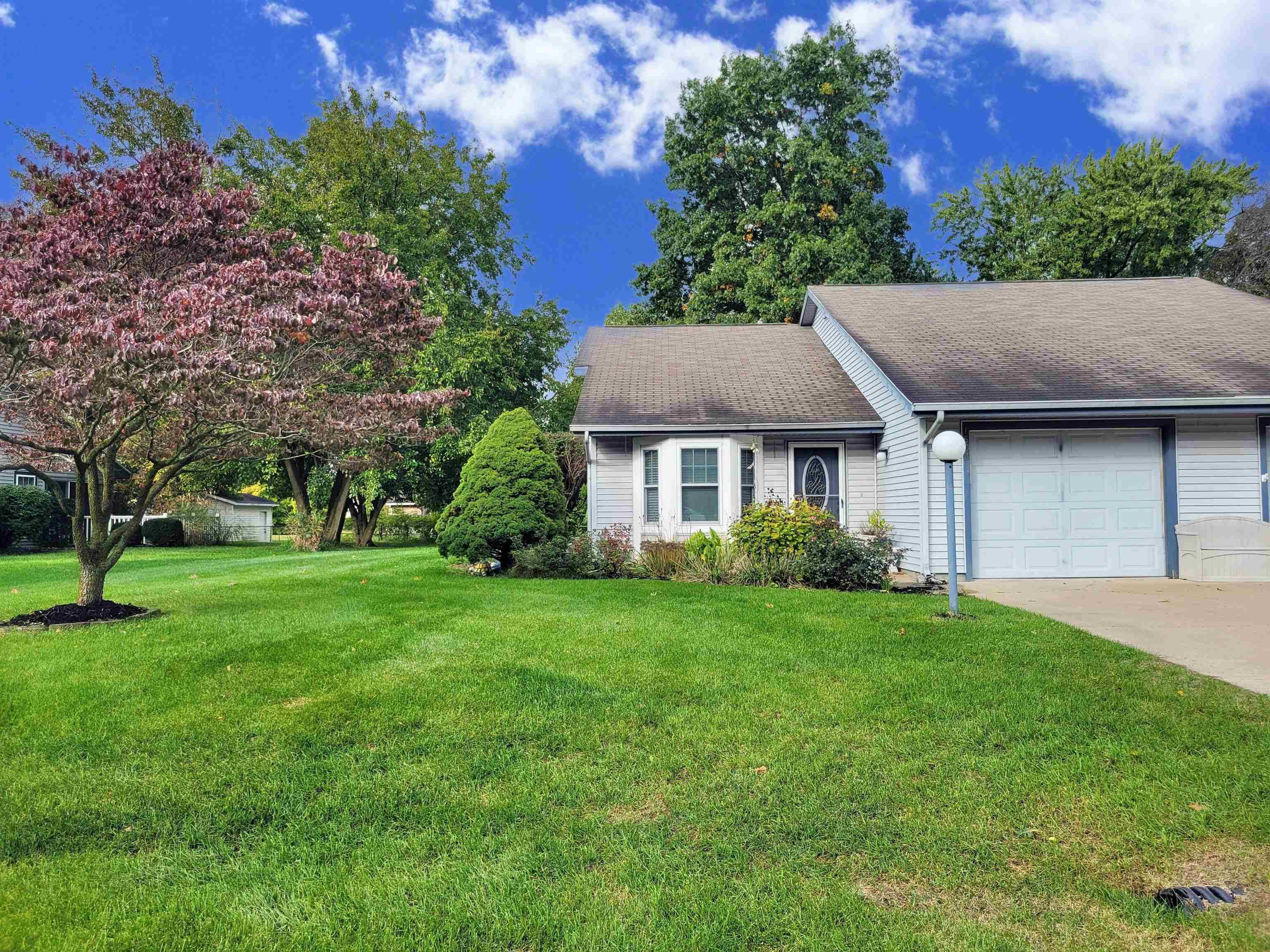 1603 Pine Ridge Court, Elkhart, IN 46514-6931