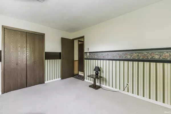 Albany, IN 47320,1933 E Downey Lane