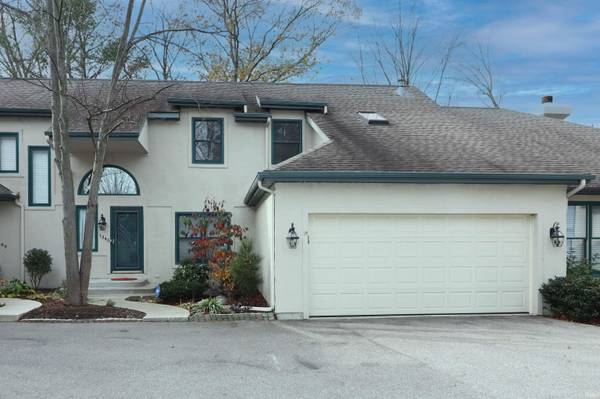 1345 Bridge Water Way #C-7, Mishawaka, IN 46545-4071