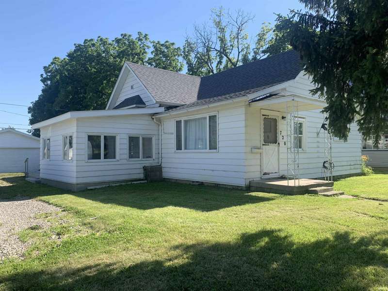 720 E Franklin Street, Hartford City, IN 47348