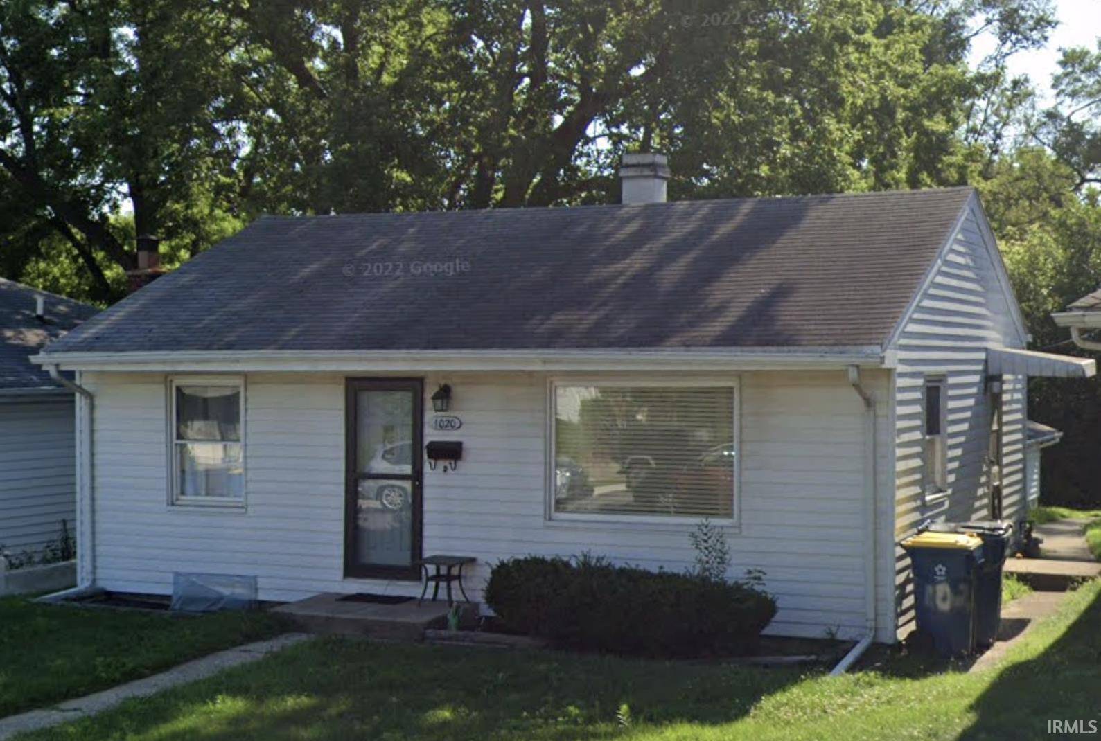 1020 Hubbard Street, Mishawaka, IN 46544-4327