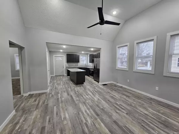 Covington, IN 47932-1624,925 Liberty Street