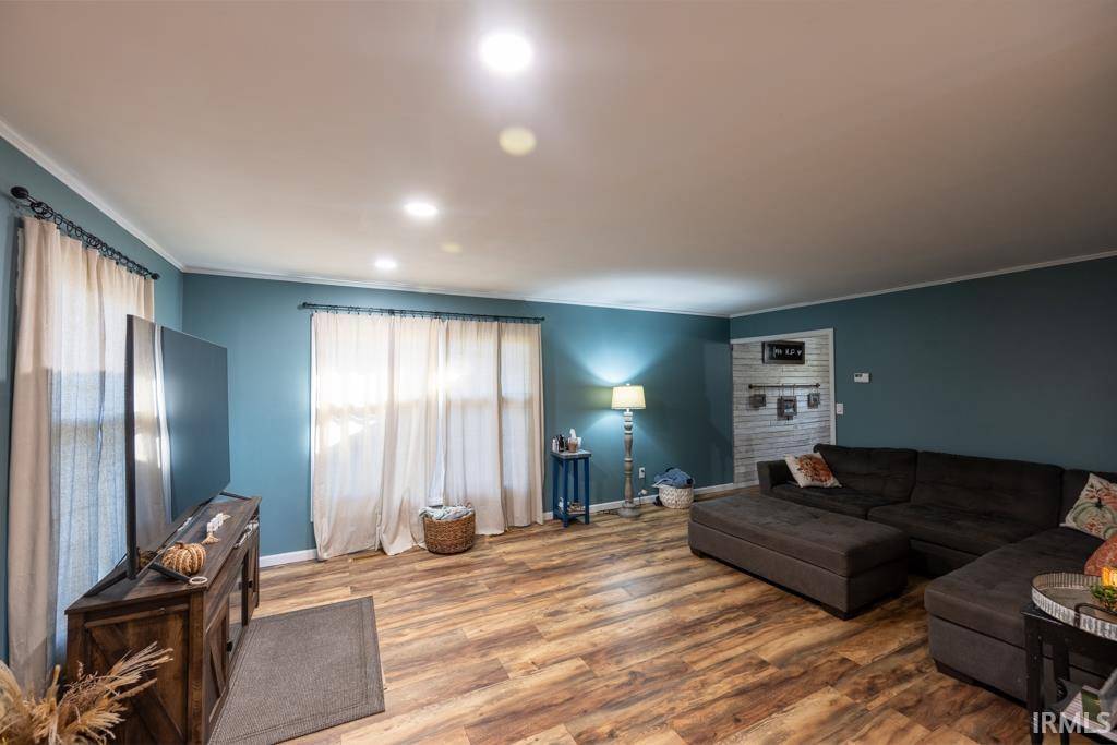 Petersburg, IN 47567,356 W Sandy Knoll Lane