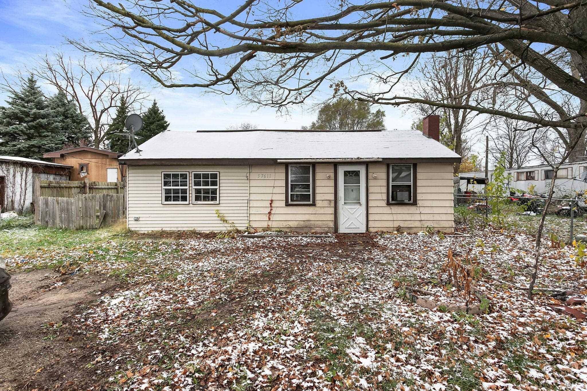 57611 Woodrow Street, Elkhart, IN 46517-1065