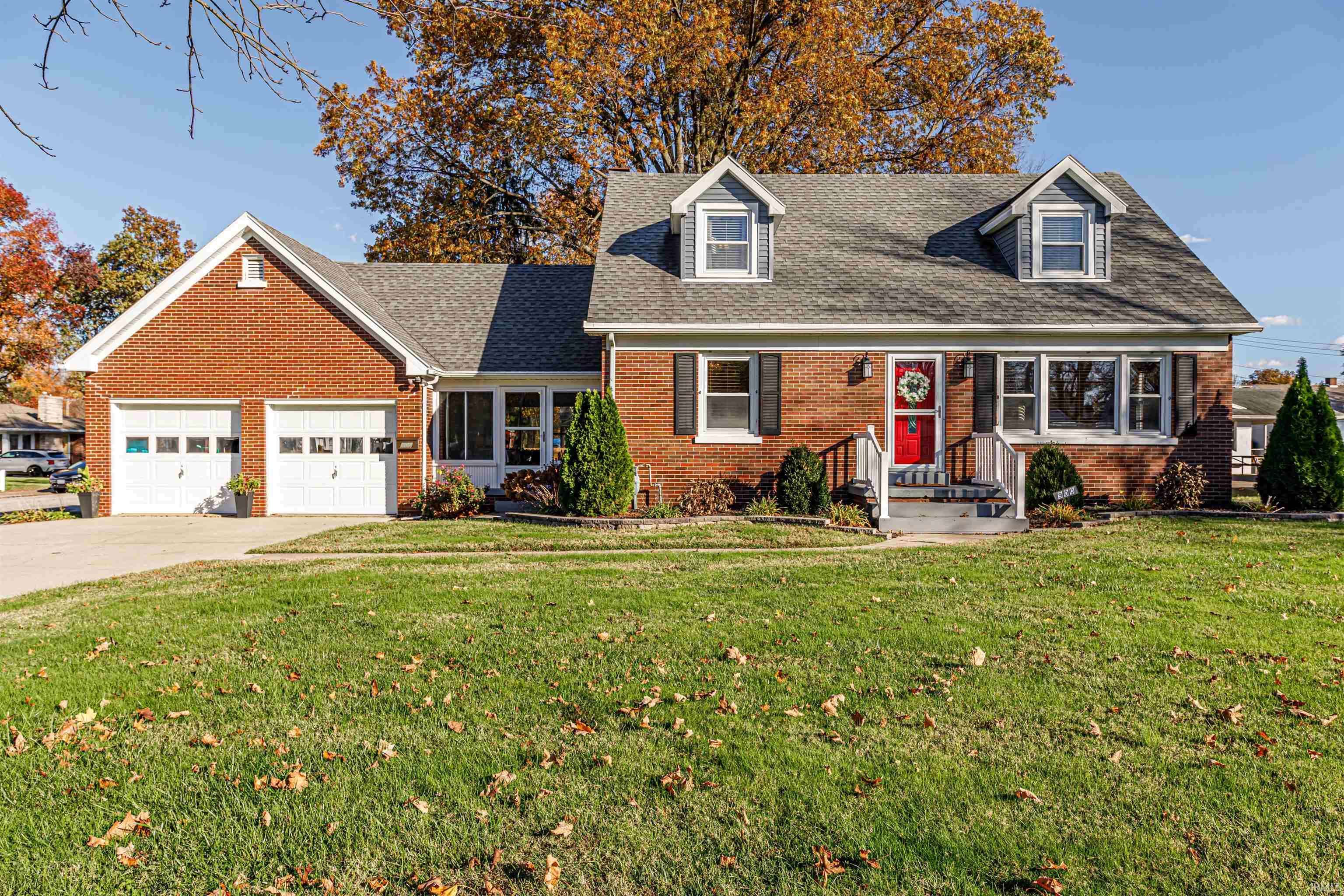 900 S Weinbach Avenue, Evansville, IN 47714