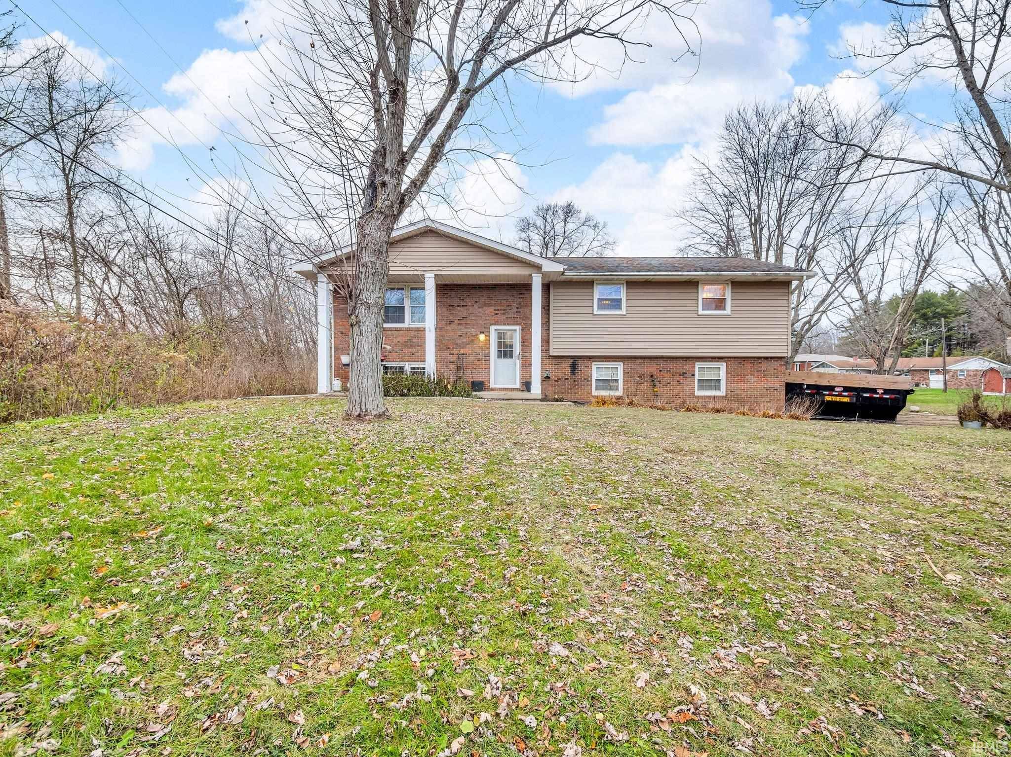 5821 S Arrow Road, Yorktown, IN 47396-9719