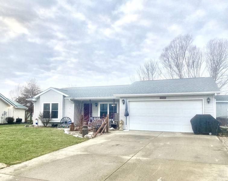 841 THRESHER Run, Churubusco, IN 46723