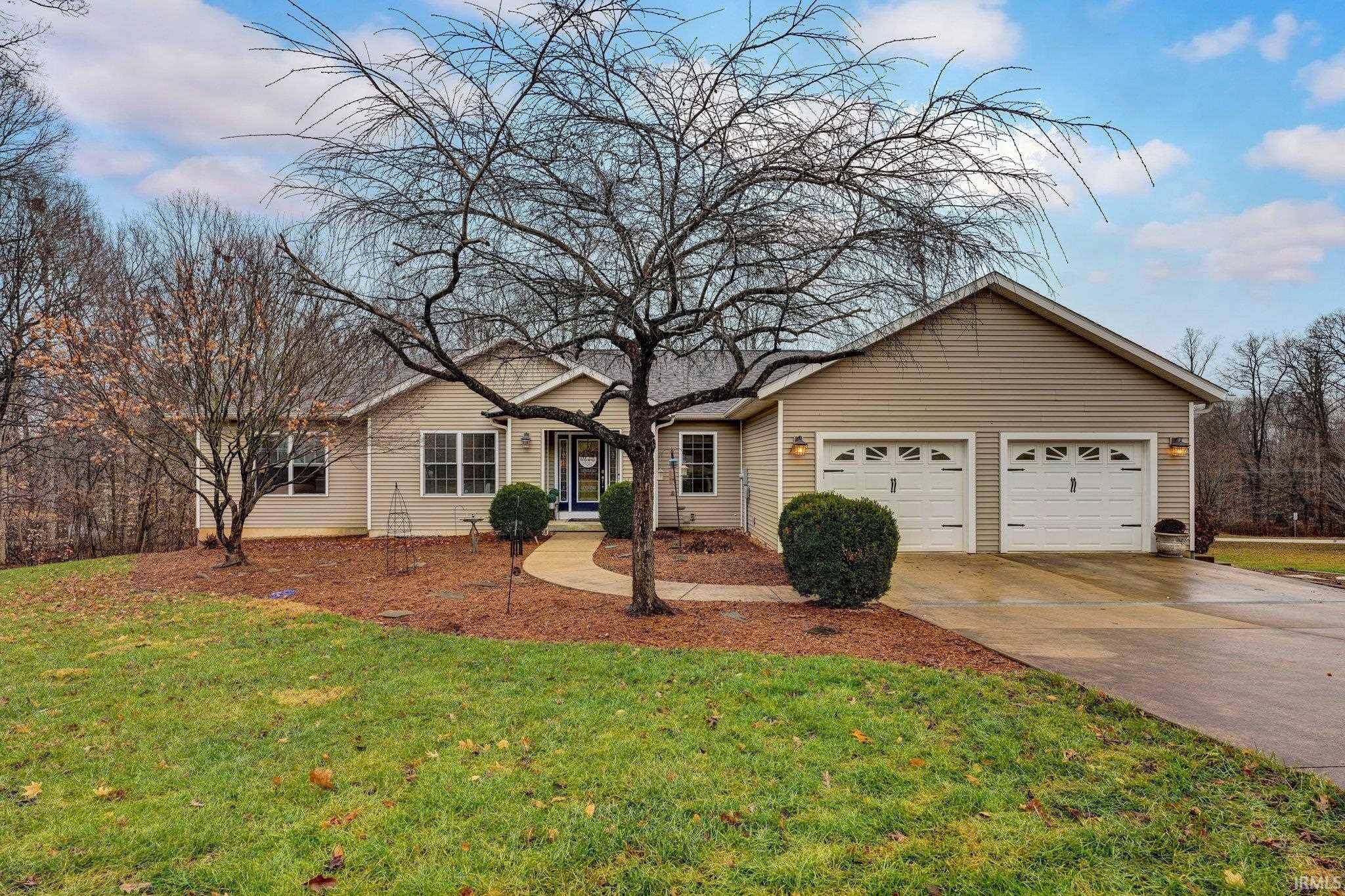 8448 N Jenner Drive, Ellettsville, IN 47429-9102