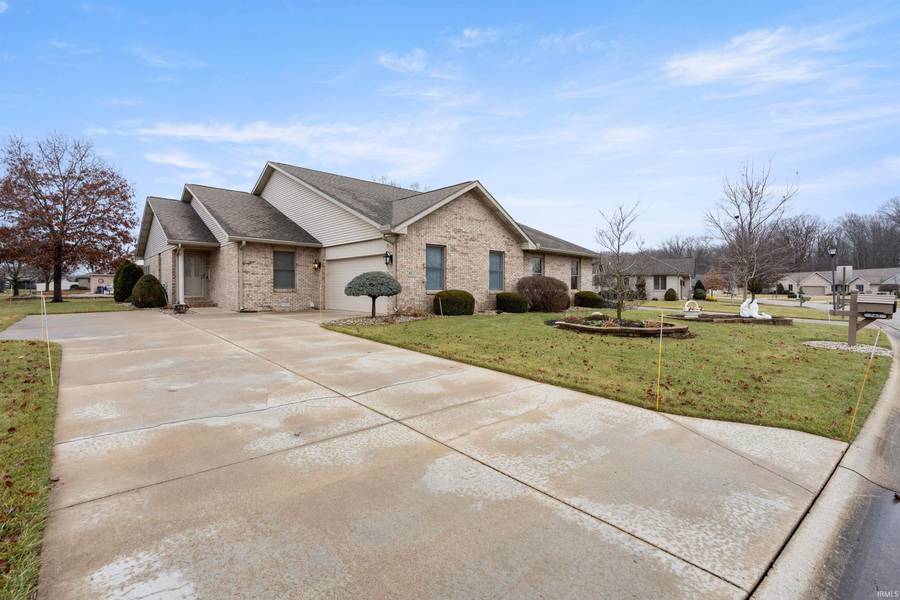 743 Willowridge Drive, Kokomo, IN 46901