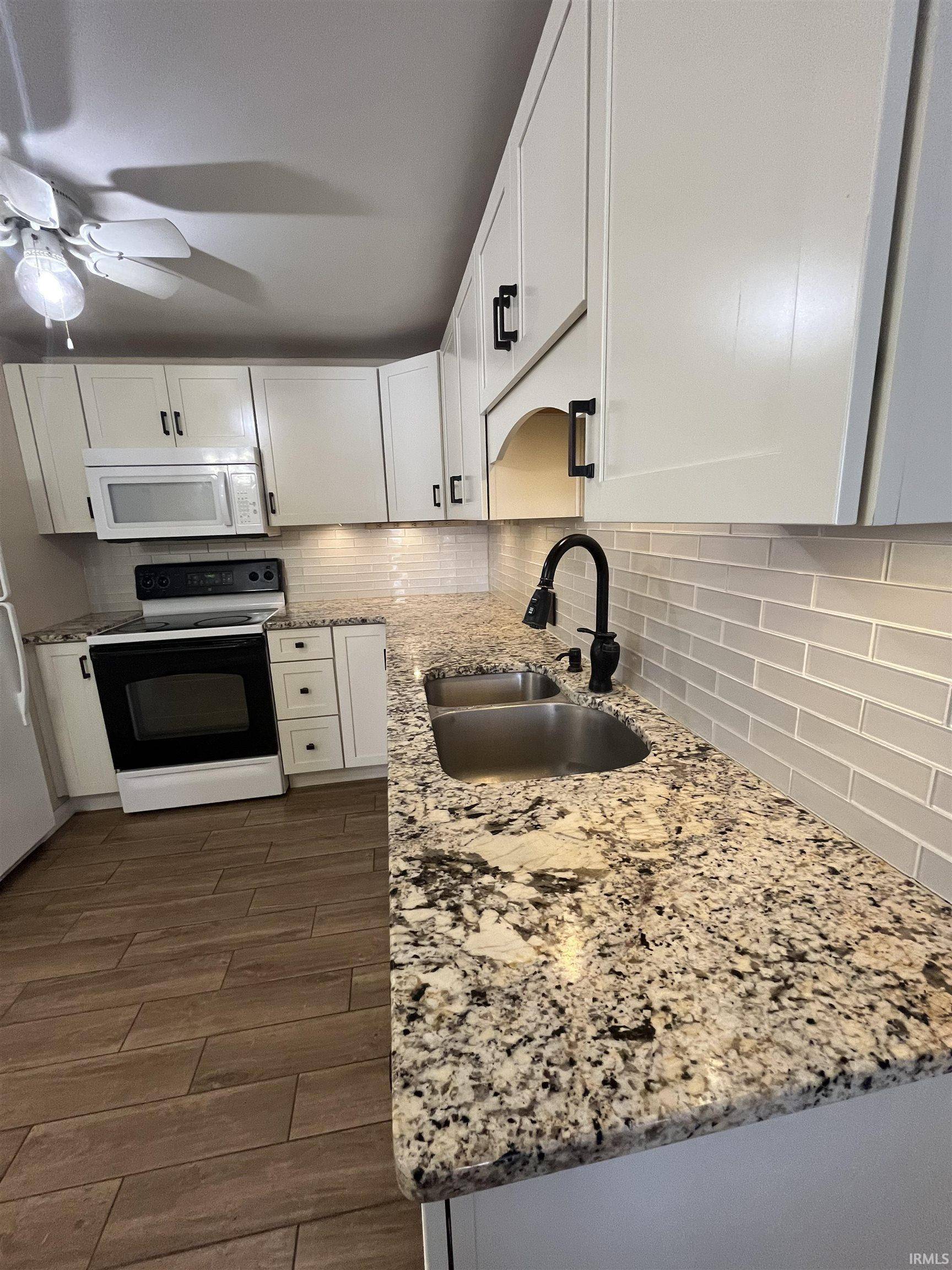 Kendallville, IN 46755,907 Villa Terrace