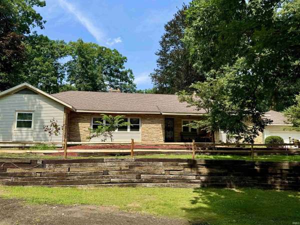 905 White Oak Drive, South Bend, IN 46617-1851