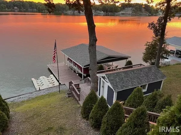 Monticello, IN 47960-8062,7698 N Sandy Beach Drive