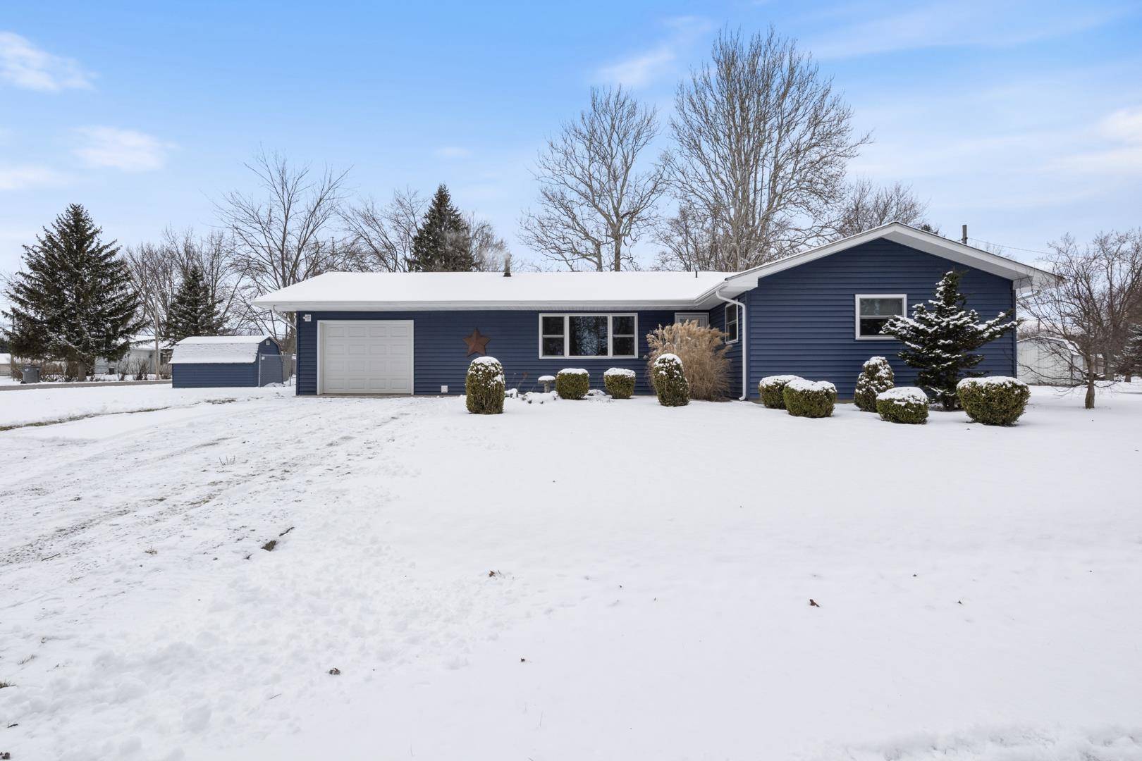 301 N Hickory Street, North Webster, IN 46555-9312