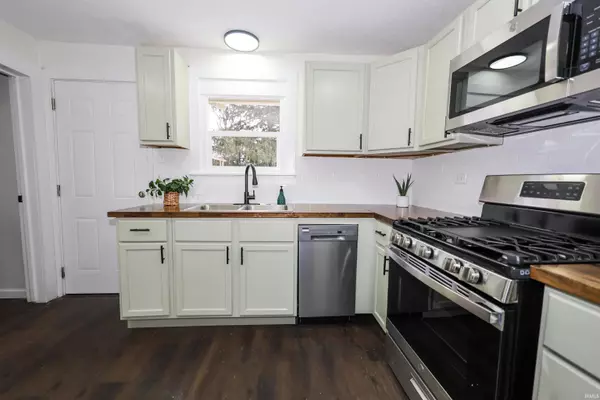 Fort Wayne, IN 46807-2722,4713 Fairfield Avenue