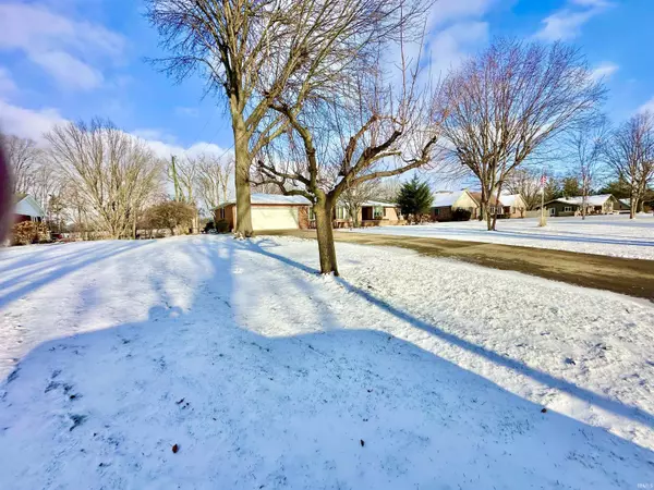 16 Green Hills Court, Greentown, IN 46936