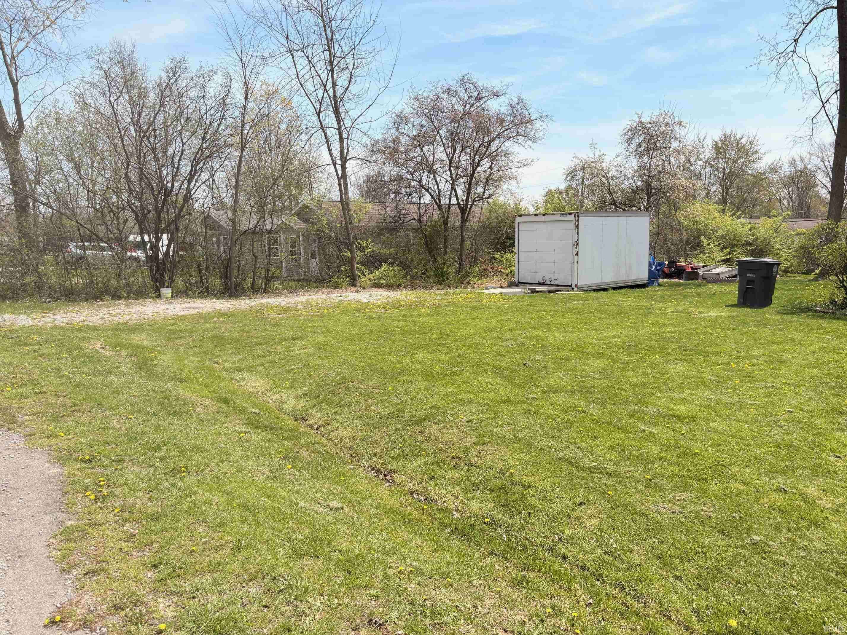 Fort Wayne, IN 46806,3724 Sherwood Terrace Street