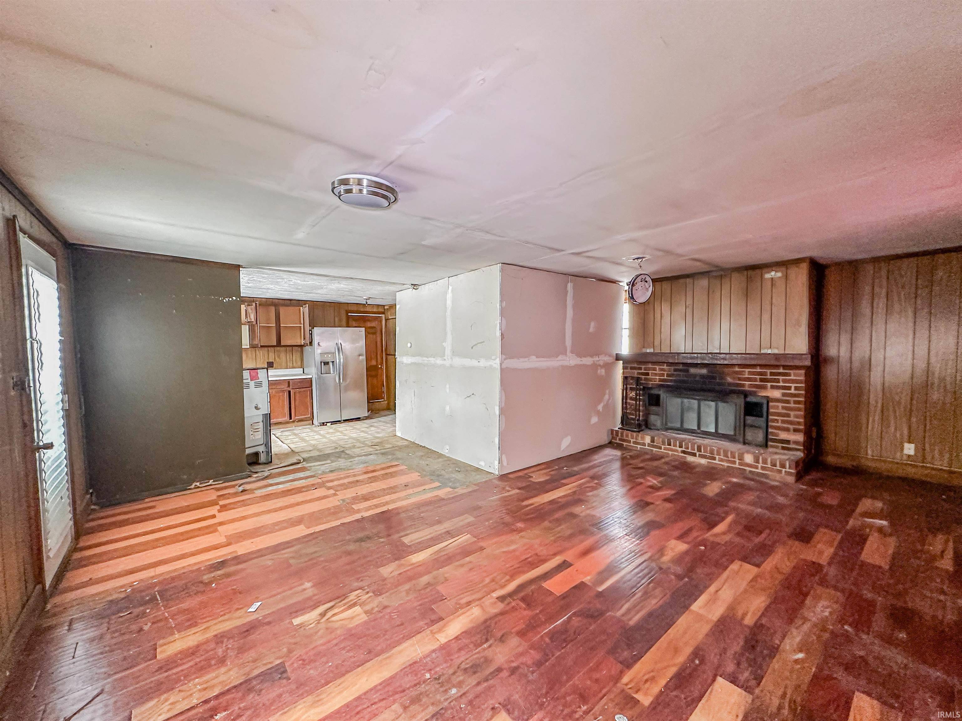 Anderson, IN 46016-5014,216 W 27Th Street