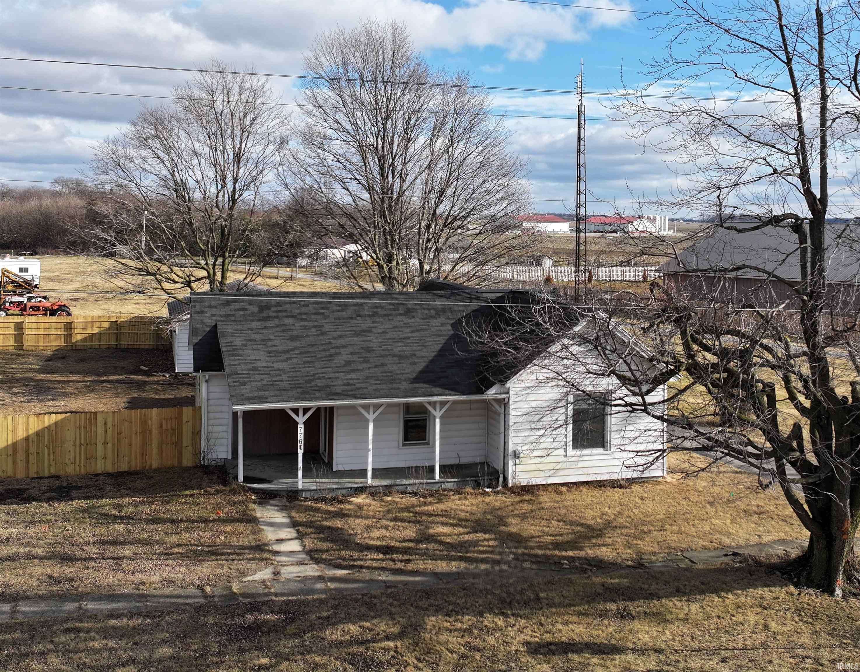 7761 S State Road 25, Rochester, IN 46975-7520