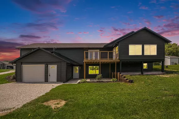 9352 E Kiser Lake Drive, North Webster, IN 46555