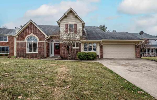 3341 S Rolling Oak Drive, Bloomington, IN 47401