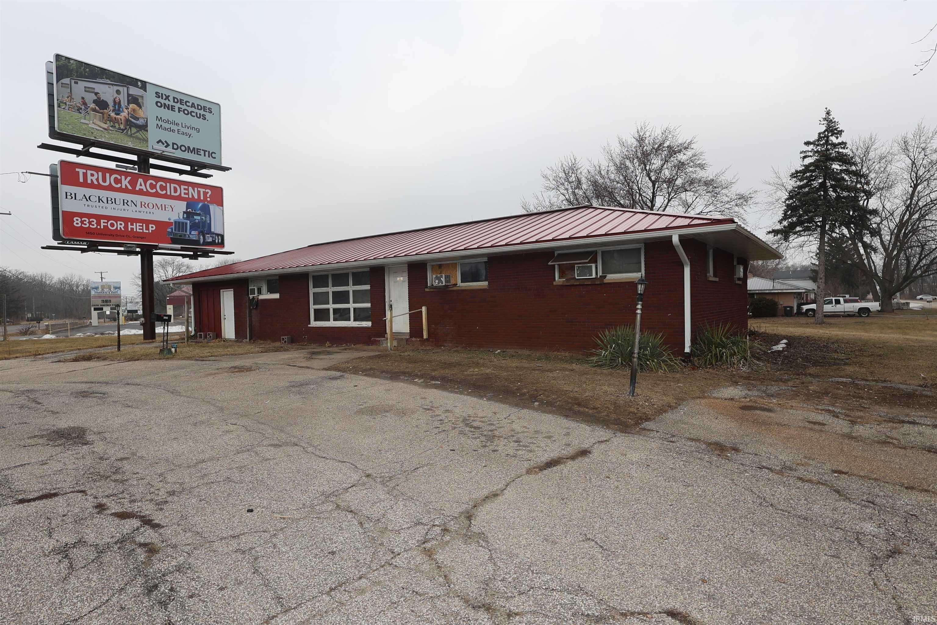 Elkhart, IN 46514,3002 W Old US 20