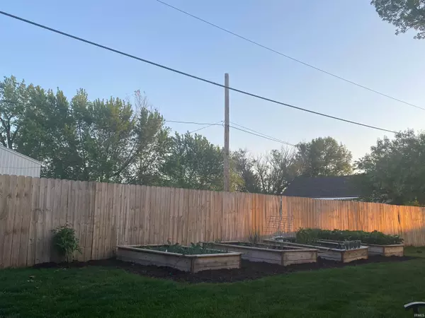 Rochester, IN 46975,3321 Gregory Farm Village Drive