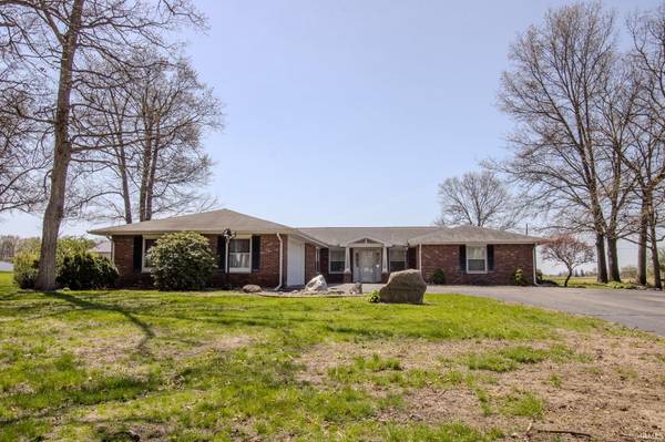 1727 W West Win S Road, Winamac, IN 46996