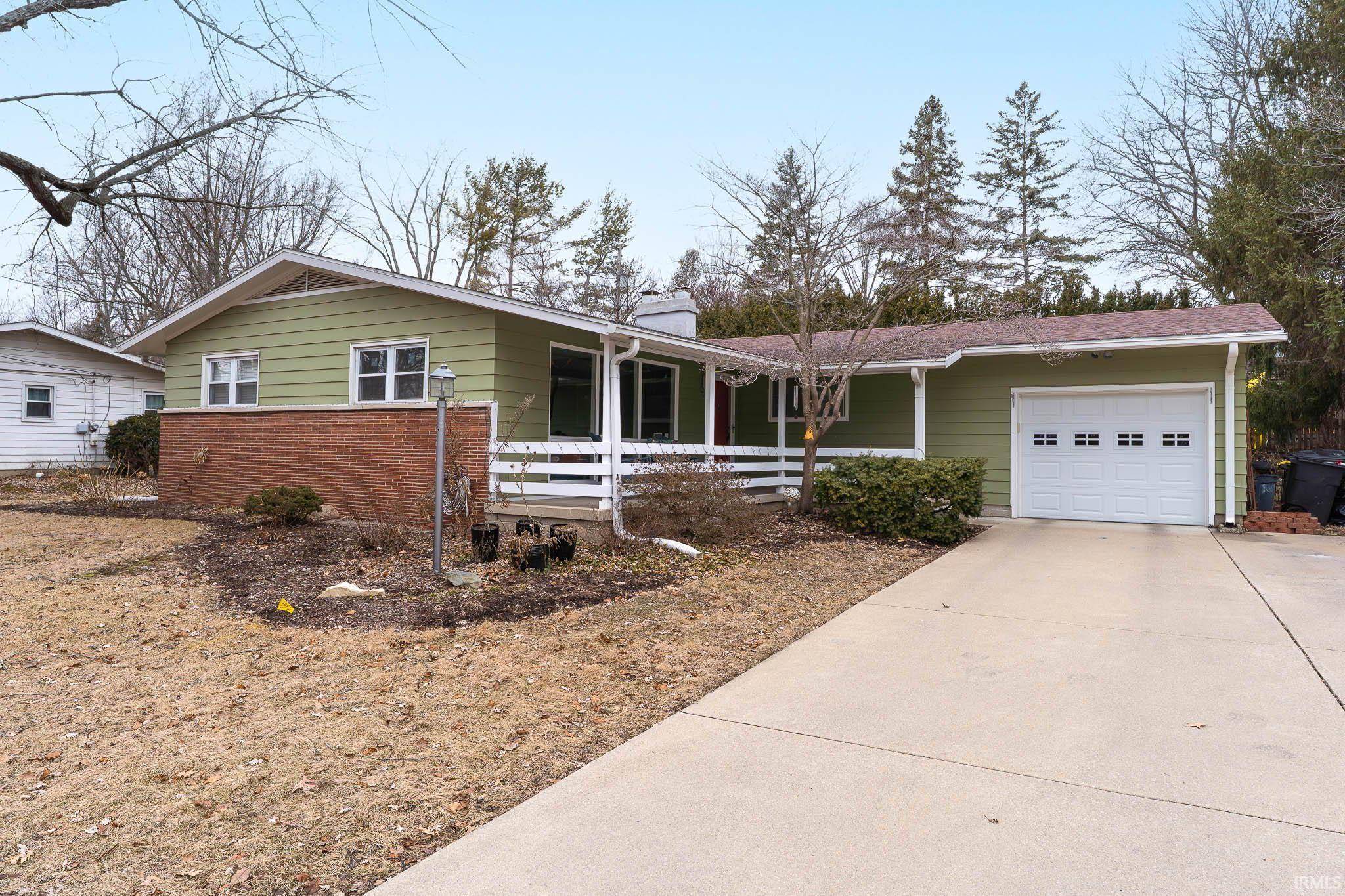 1977 Indian Trail Drive, West Lafayette, IN 47906