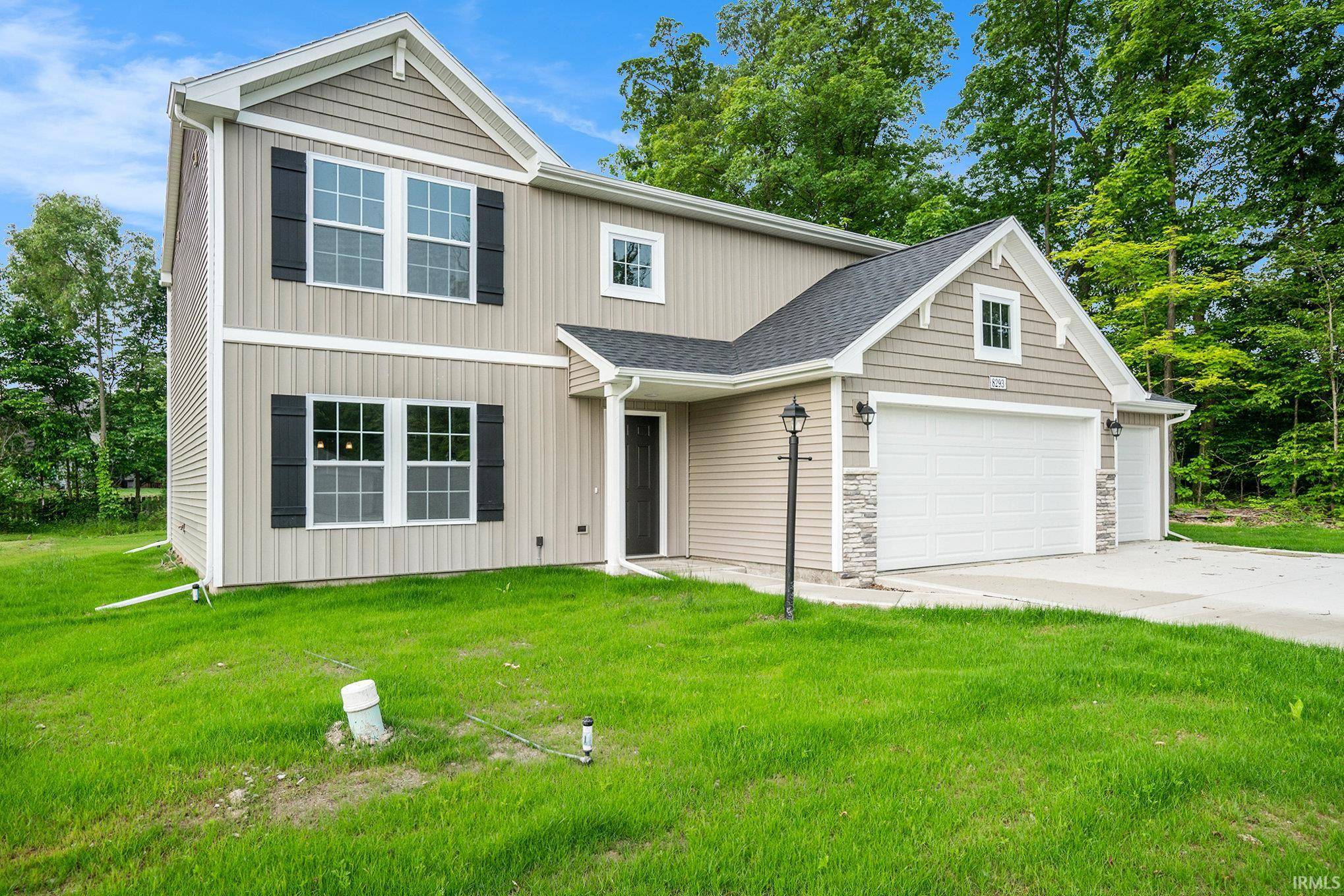 8293 Catberry Trail, Fort Wayne, IN 46804-3585