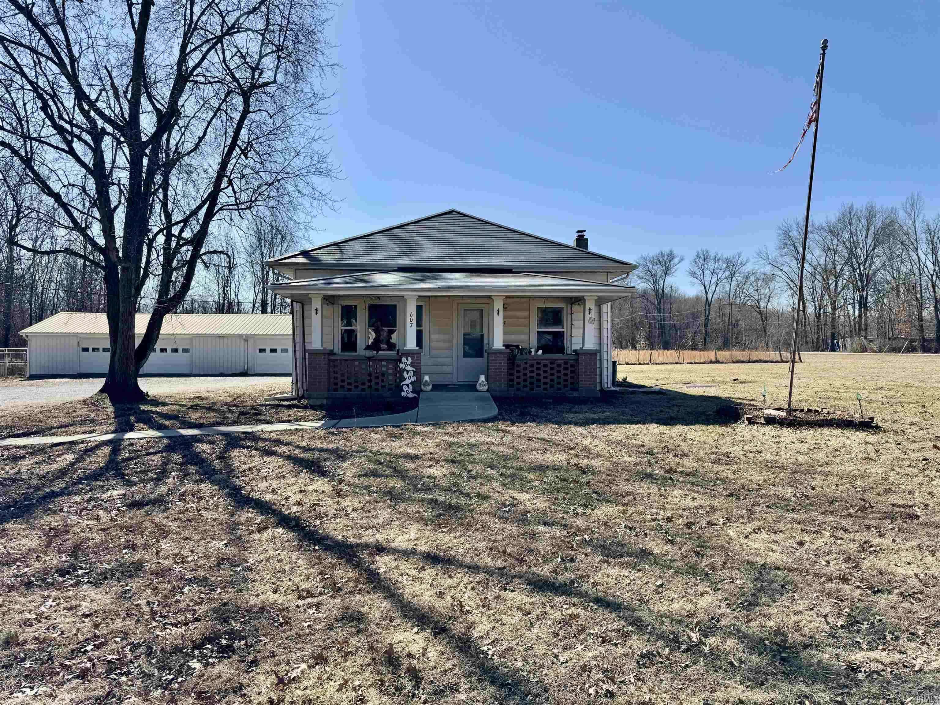 607 E Center Street,  Hymera,  IN 47855