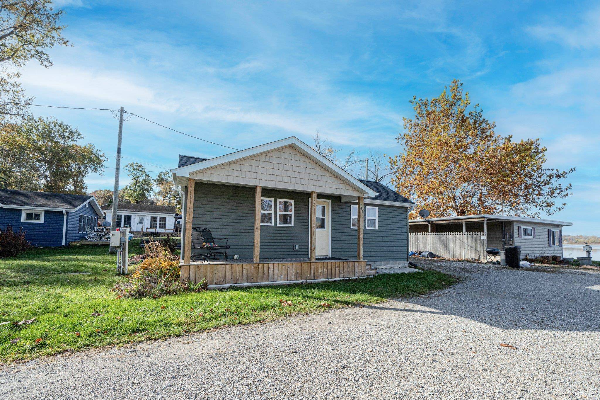 Pierceton, IN 46562-9125,47 Ems B15 Lane