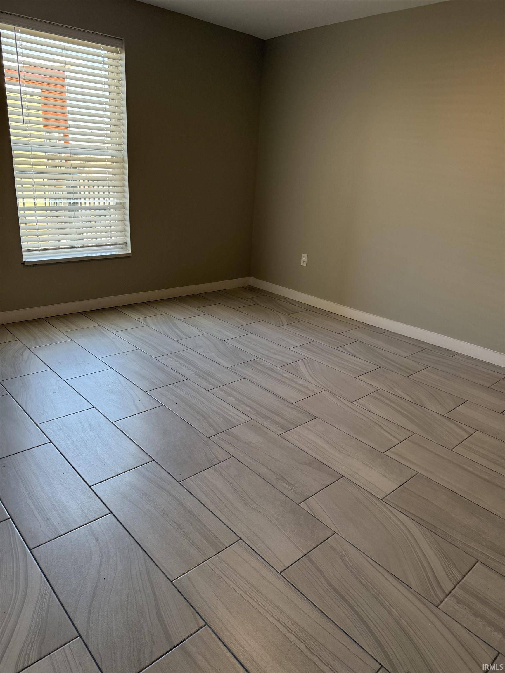 Evansville, IN 47711,1422 Venus Drive #206
