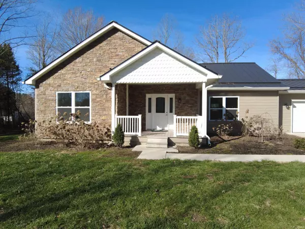 Bedford, IN 47421,207 Kings Way Court