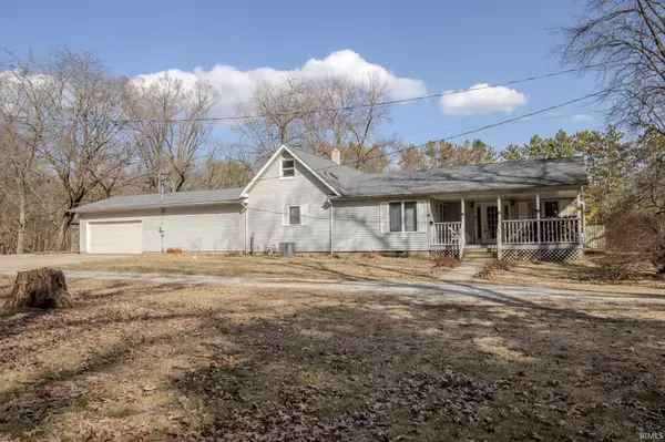 6062 E Toto Road, Knox, IN 46534