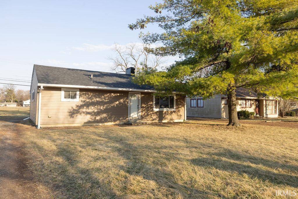 112 N Greenbriar Road, Muncie, IN 47304