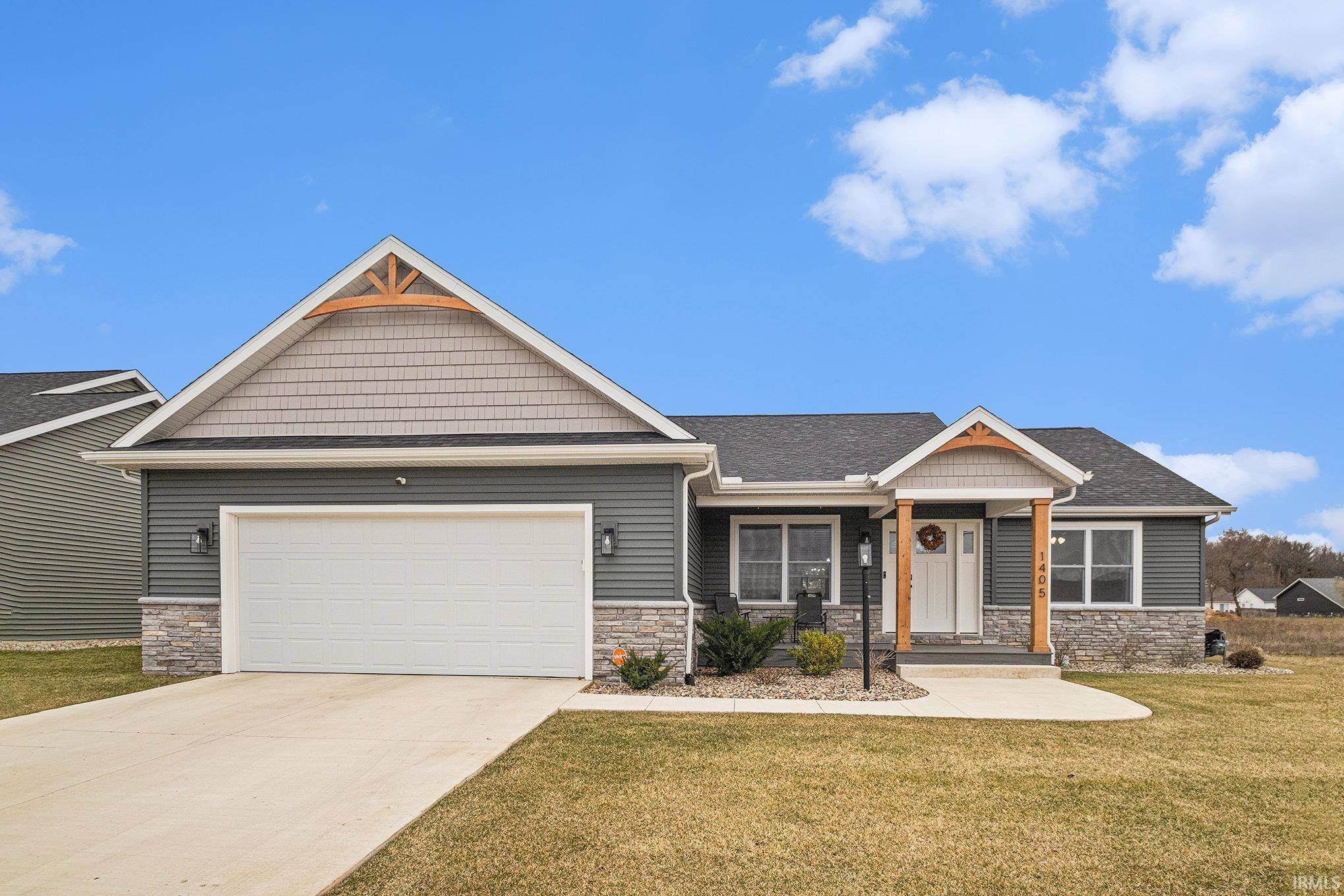 1405 Angelfield Trail, Osceola, IN 46561