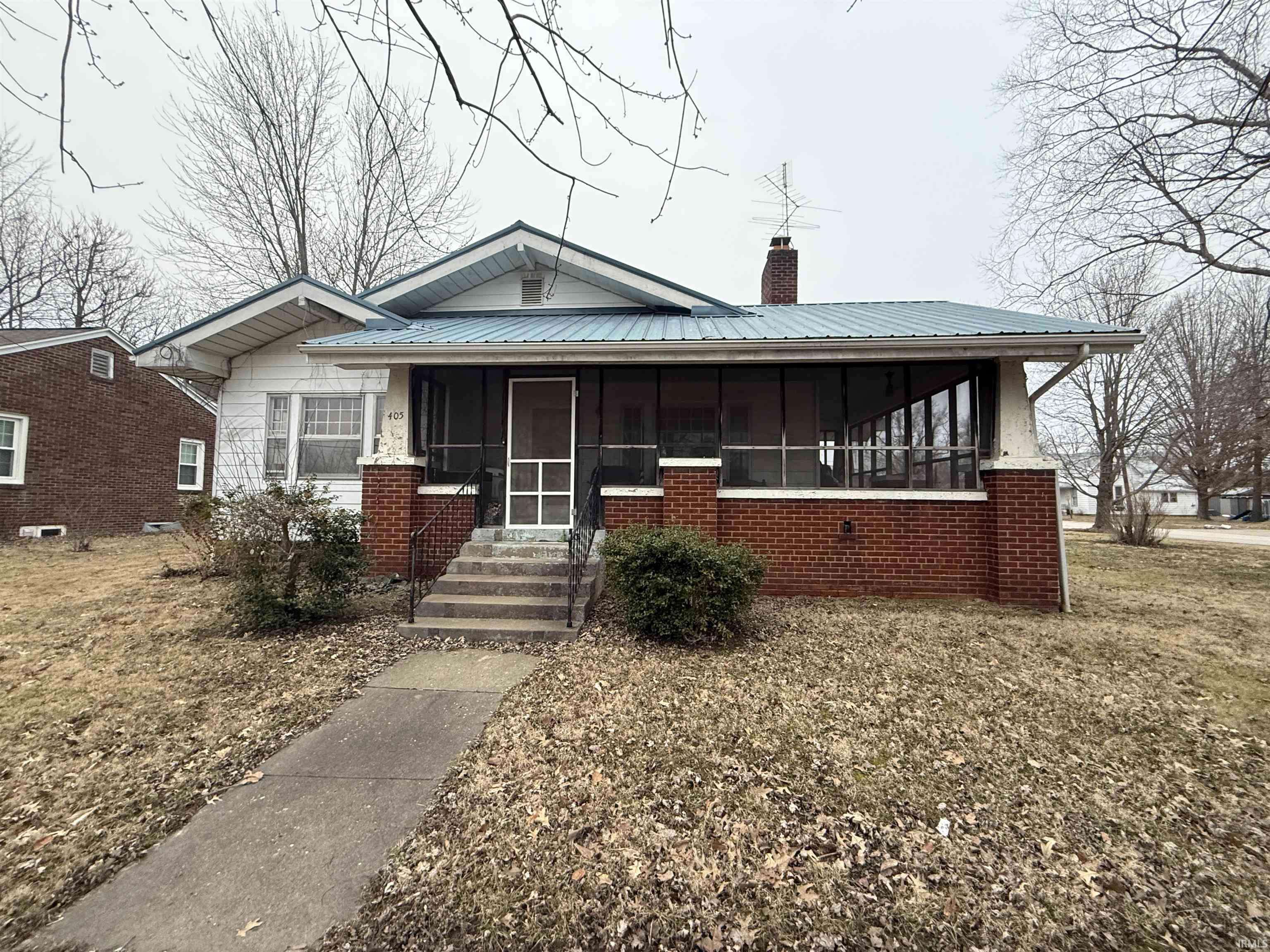 405 E North Street, Winslow, IN 47598