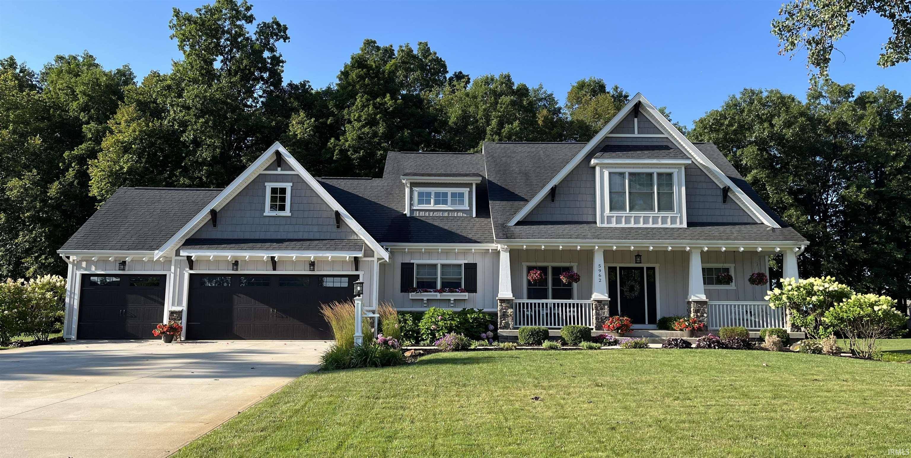 5962 Deer Hollow Road, Auburn, IN 46706