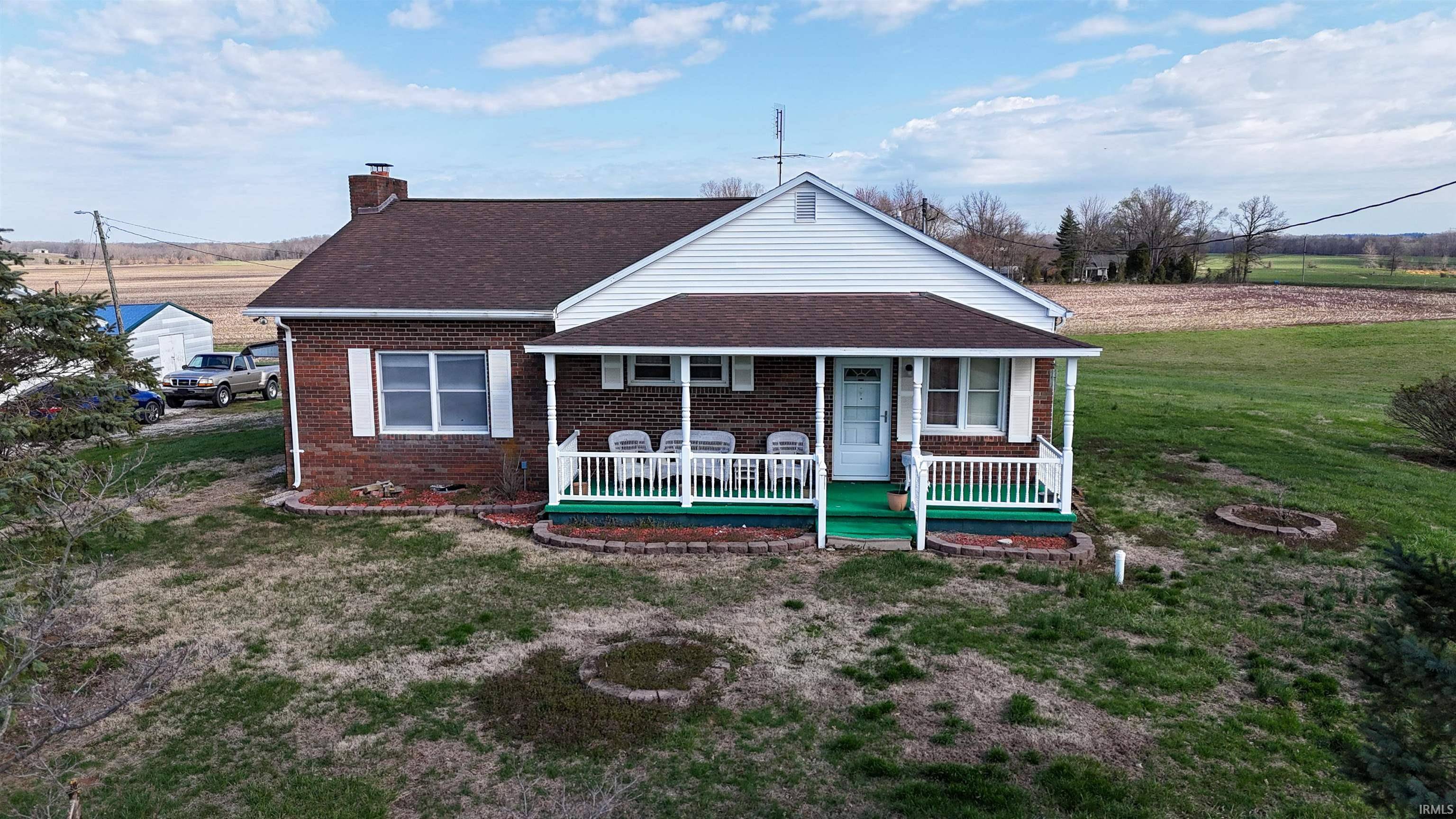 1078 W CR 950 N, Chrisney, IN 47611