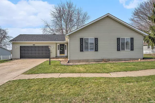 53825 E Marshall Drive, South Bend, IN 46628