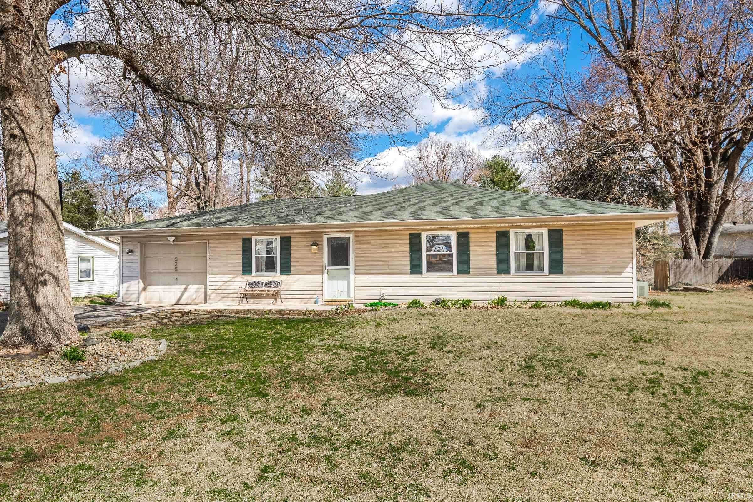 525 S Poplar Drive, Ellettsville, IN 47429