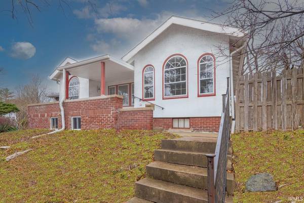 915 E 1st Street, Bloomington, IN 47401