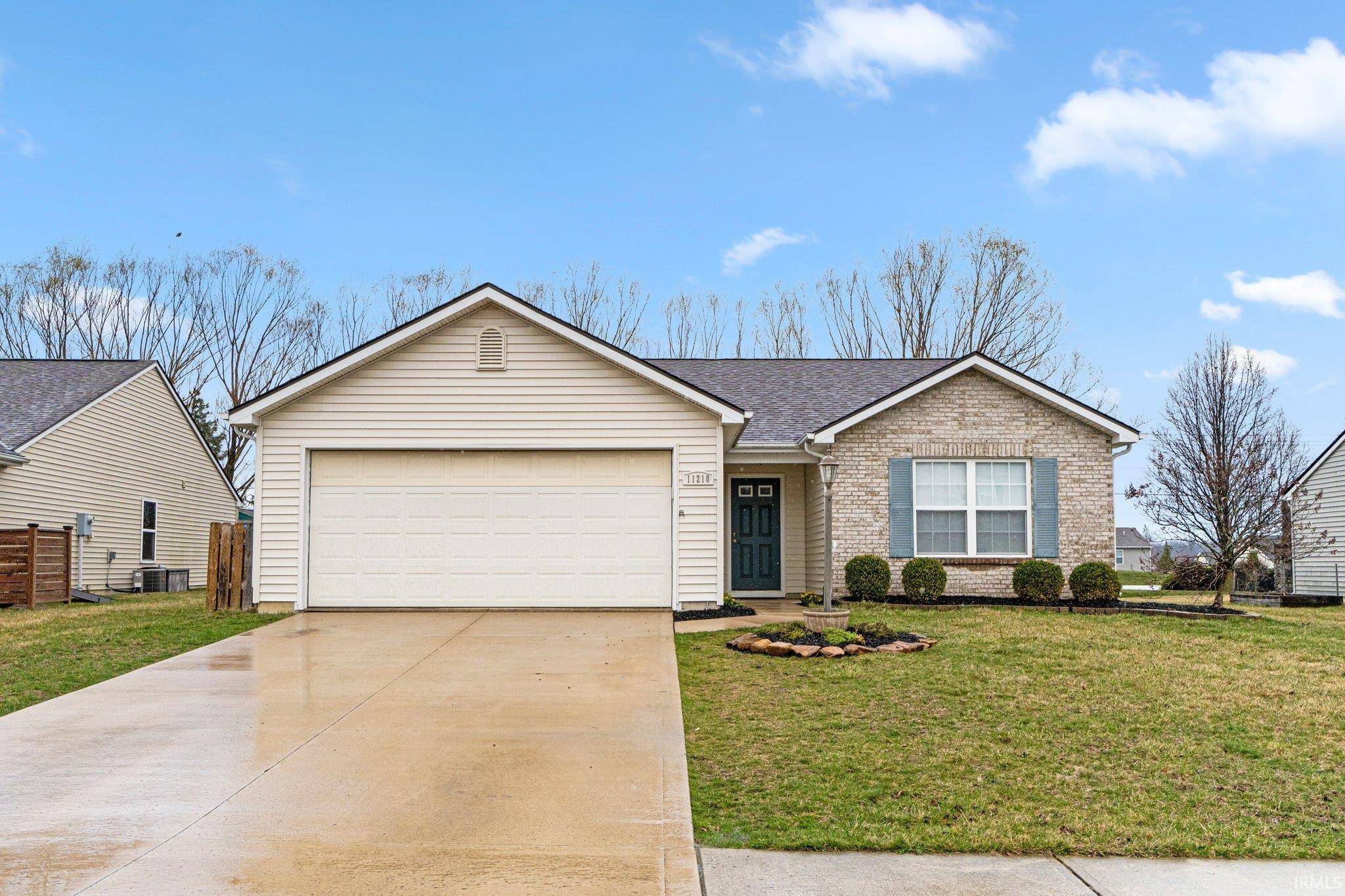 11210 Wirra Wirra Hill, Roanoke, IN 46783-8921